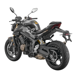 QJMOTOR SRK 800 Dark 2026 : Le 4 Cylindres au prix d'une 500