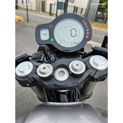QJMOTOR SRV 550 Café Racer